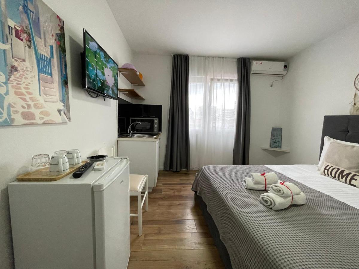 Central Studio Apartments Tirana Bagian luar foto