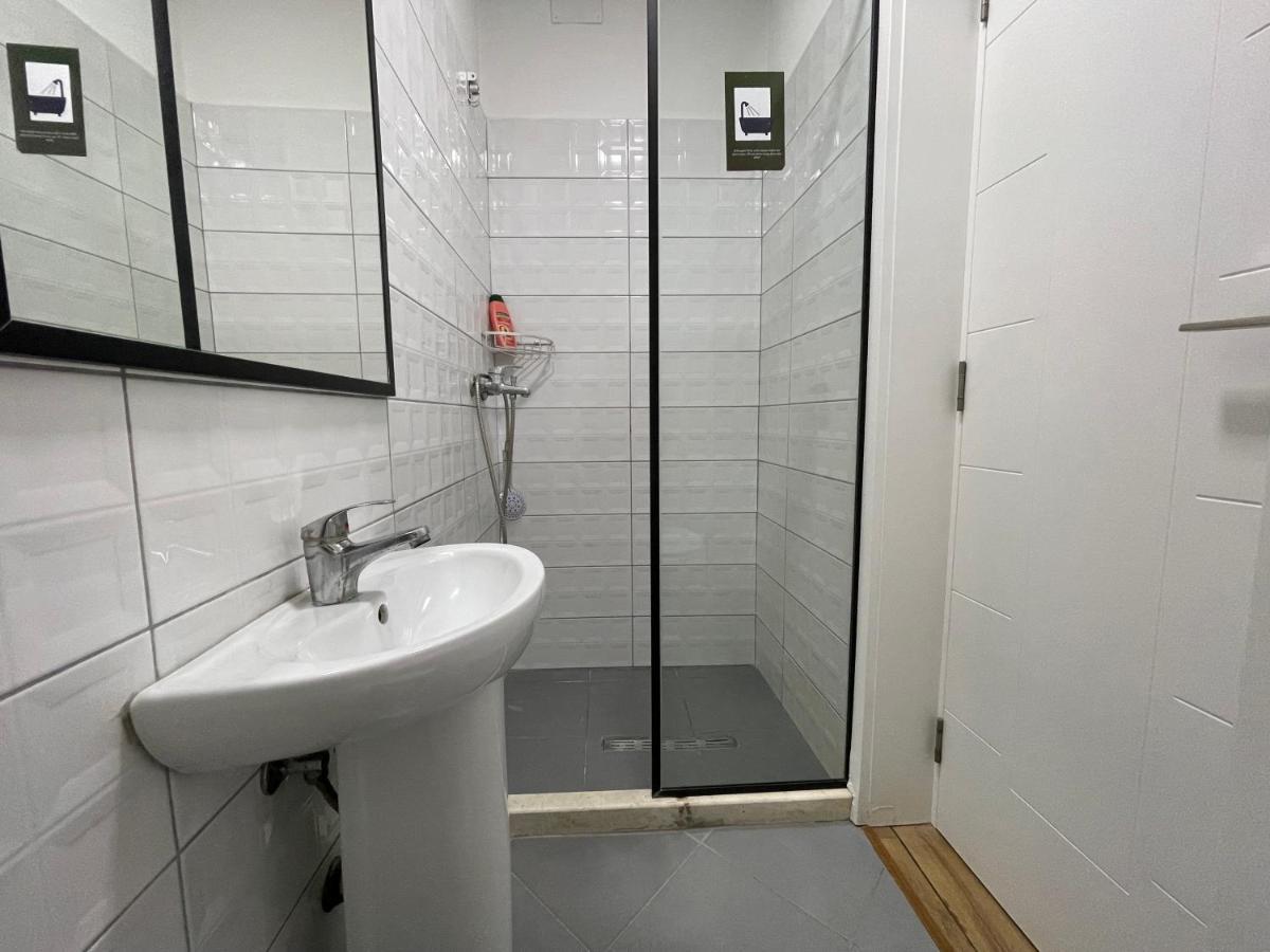 Central Studio Apartments Tirana Bagian luar foto