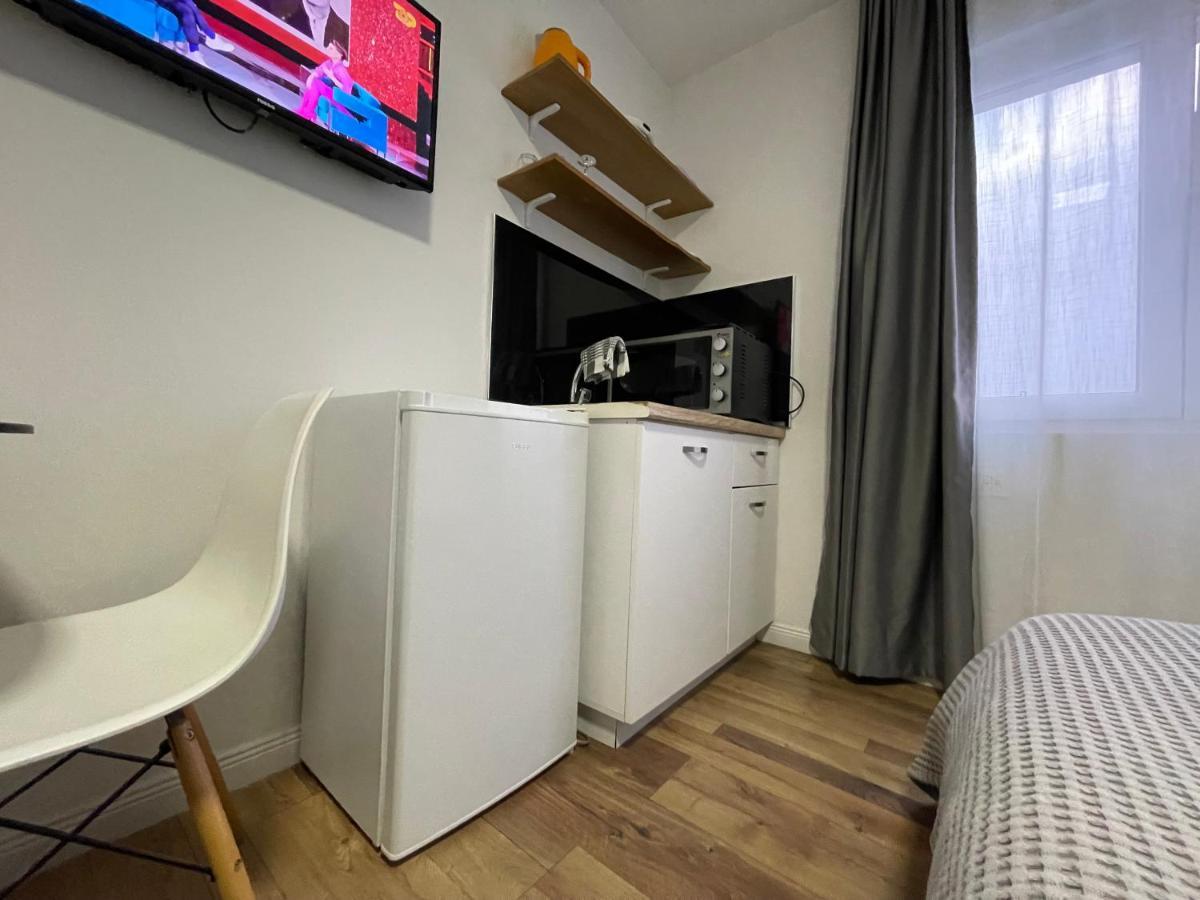 Central Studio Apartments Tirana Bagian luar foto