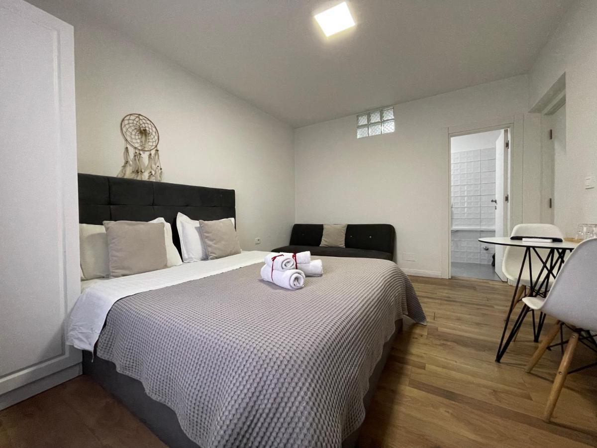 Central Studio Apartments Tirana Bagian luar foto